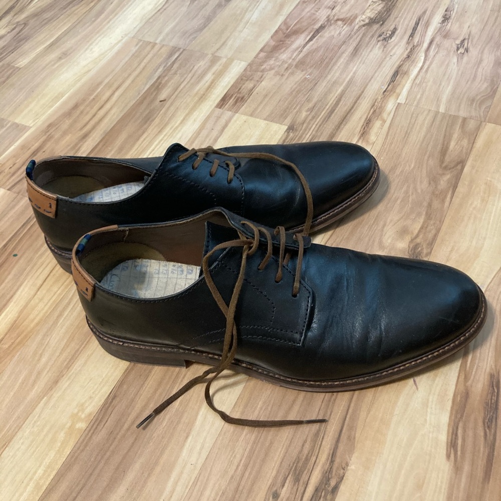 Mens size 11 dress shoes